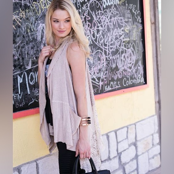 Grace & Lace flip two fit knit vest cardigan sweater shawl waterfall grey OS - Picture 6 of 9